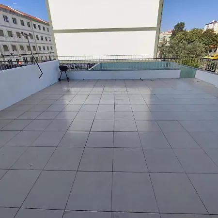 Sintra, T3 With Terrace In Massama, Queluz, Sintra