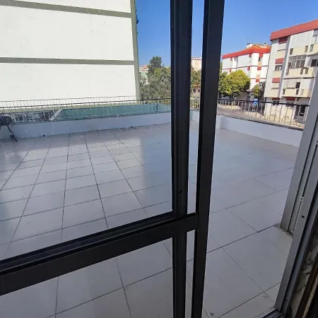 Sintra, T3 With Terrace In Massama, Queluz, Sintra Apartamento *