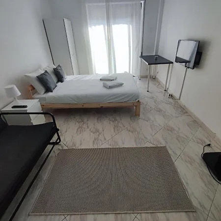Sintra, T3 With Terrace In Massama, Queluz, Sintra * Queluz